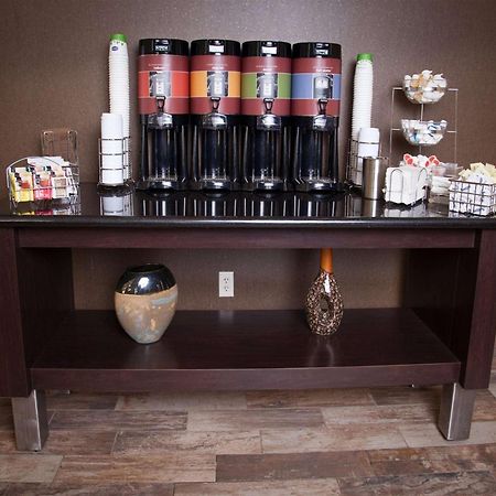 Hampton Inn & Suites Dickinson Nd Екстер'єр фото