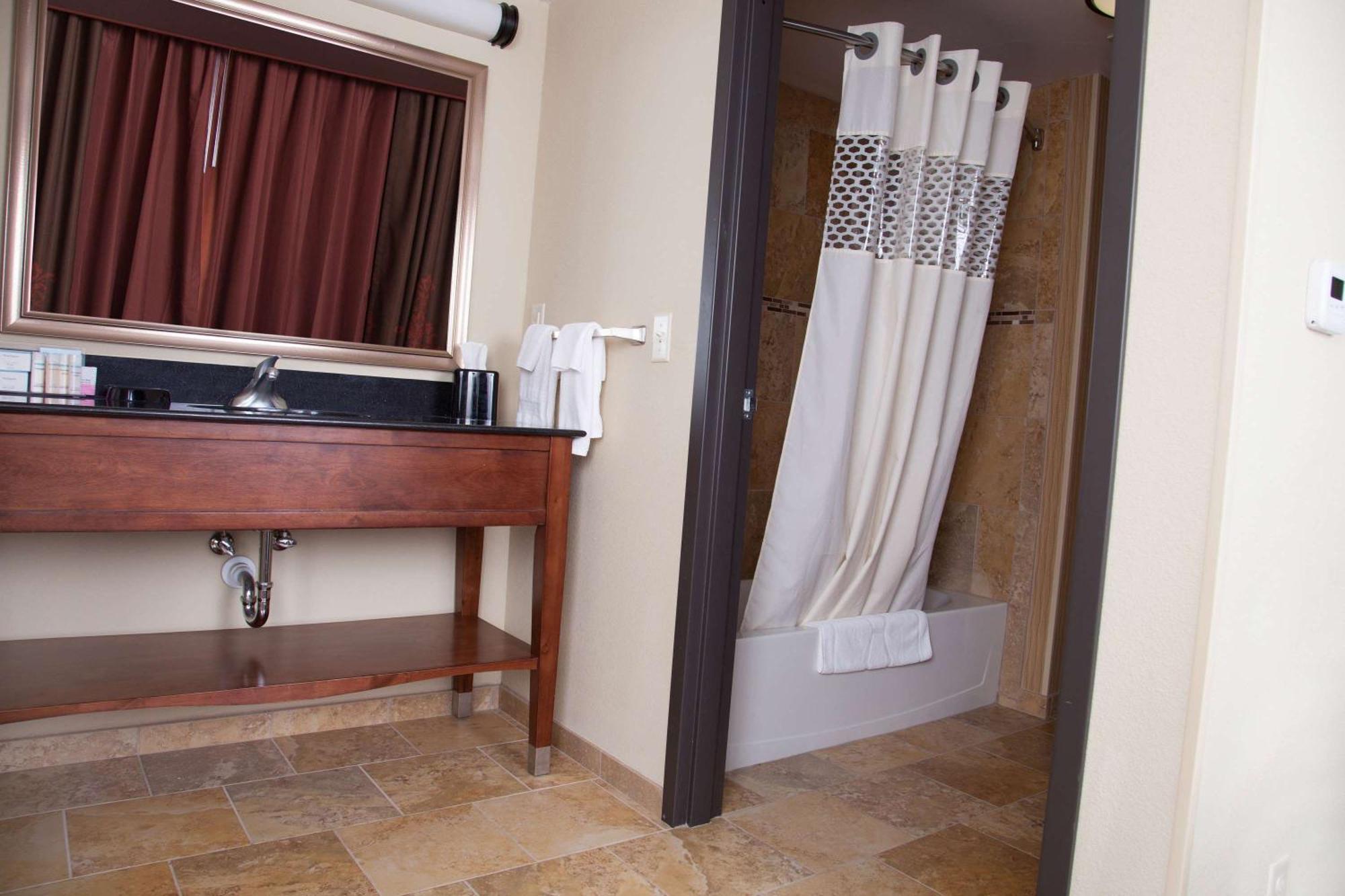 Hampton Inn & Suites Dickinson Nd Екстер'єр фото